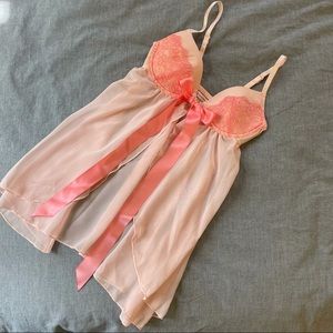 La Vie en Rose babydoll lingerie set NWOT